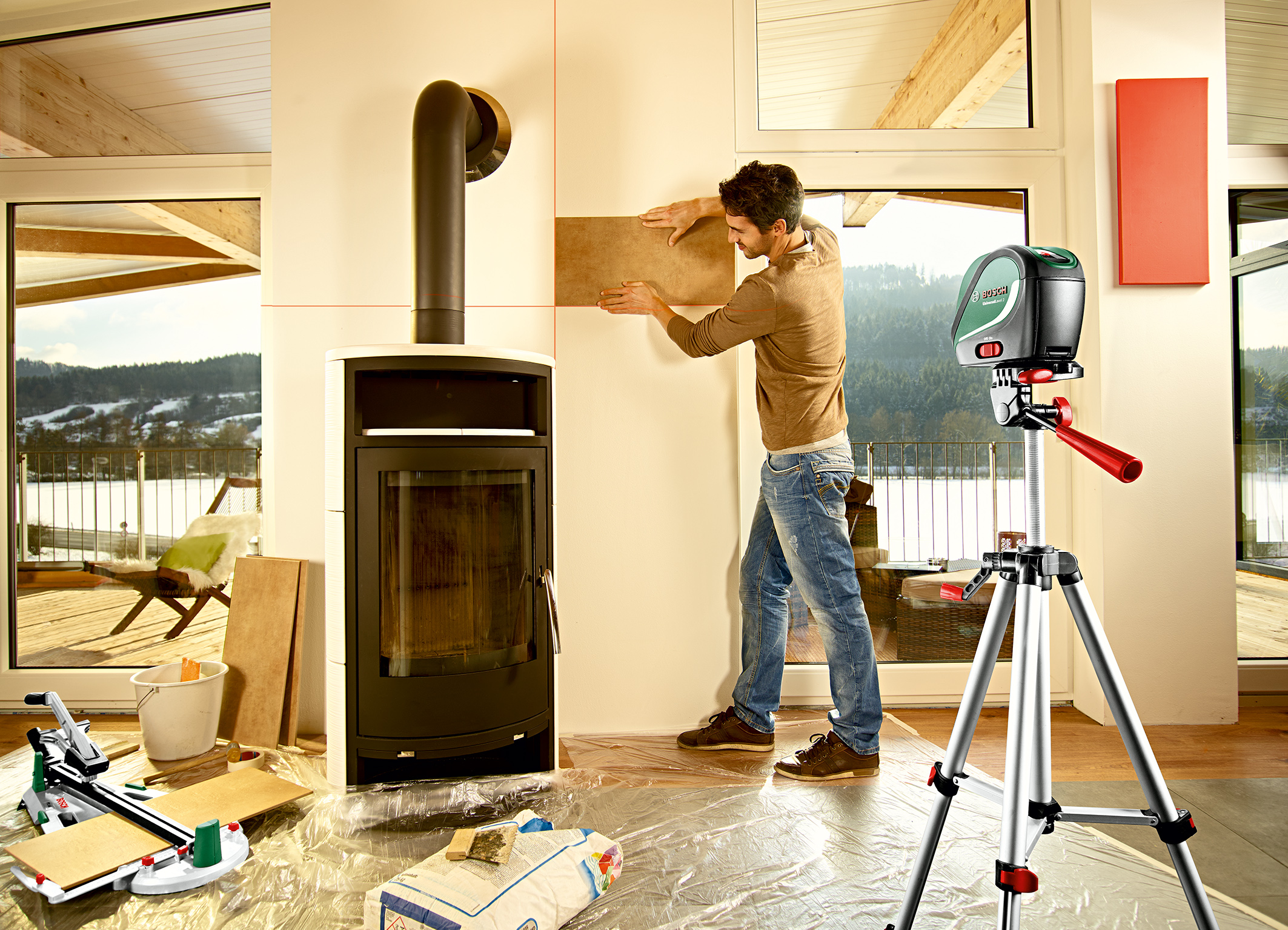 Precise and easy interior levelling: UniversalLevel 2 and UniversalLevel 3 from Bosch