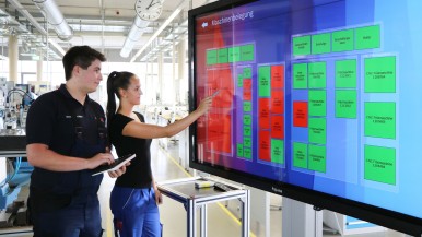 Digital school bag for apprentices at Bosch