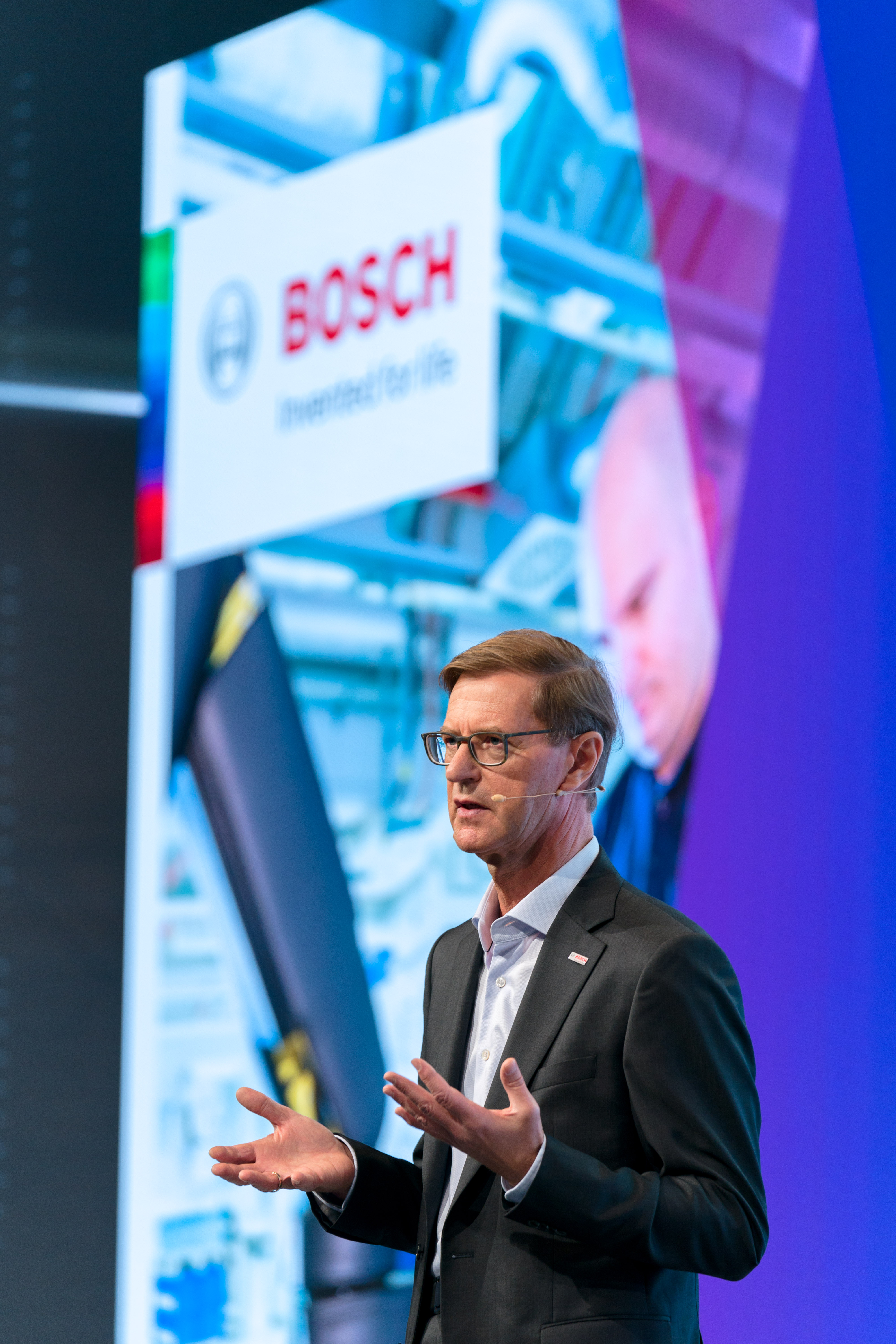 Bilanzpressekonferenz 2018: Prof. Dr. Stefan Asenkerschbaumer 