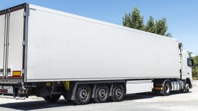 Bosch presents electromobility for semitrailers