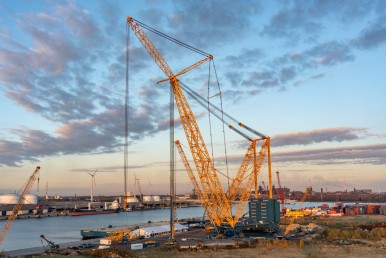 Sarens has launched the largest crane in the world