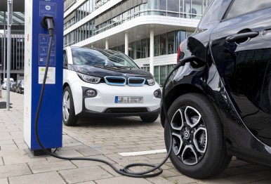 Bosch prolonge la durée de vie des batteries des voitures électriques