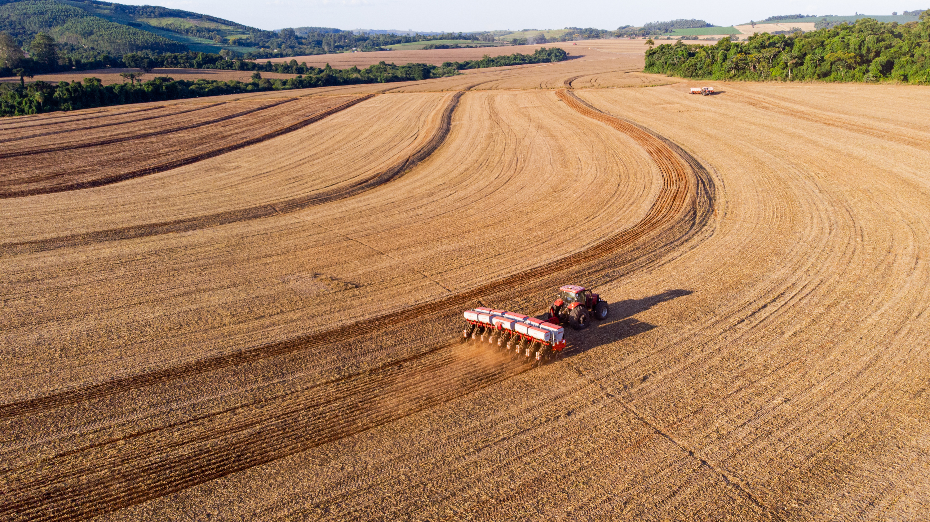 Bosch e BASF fundam centro de projetos para soluções inteligentes de plantio e fertilização