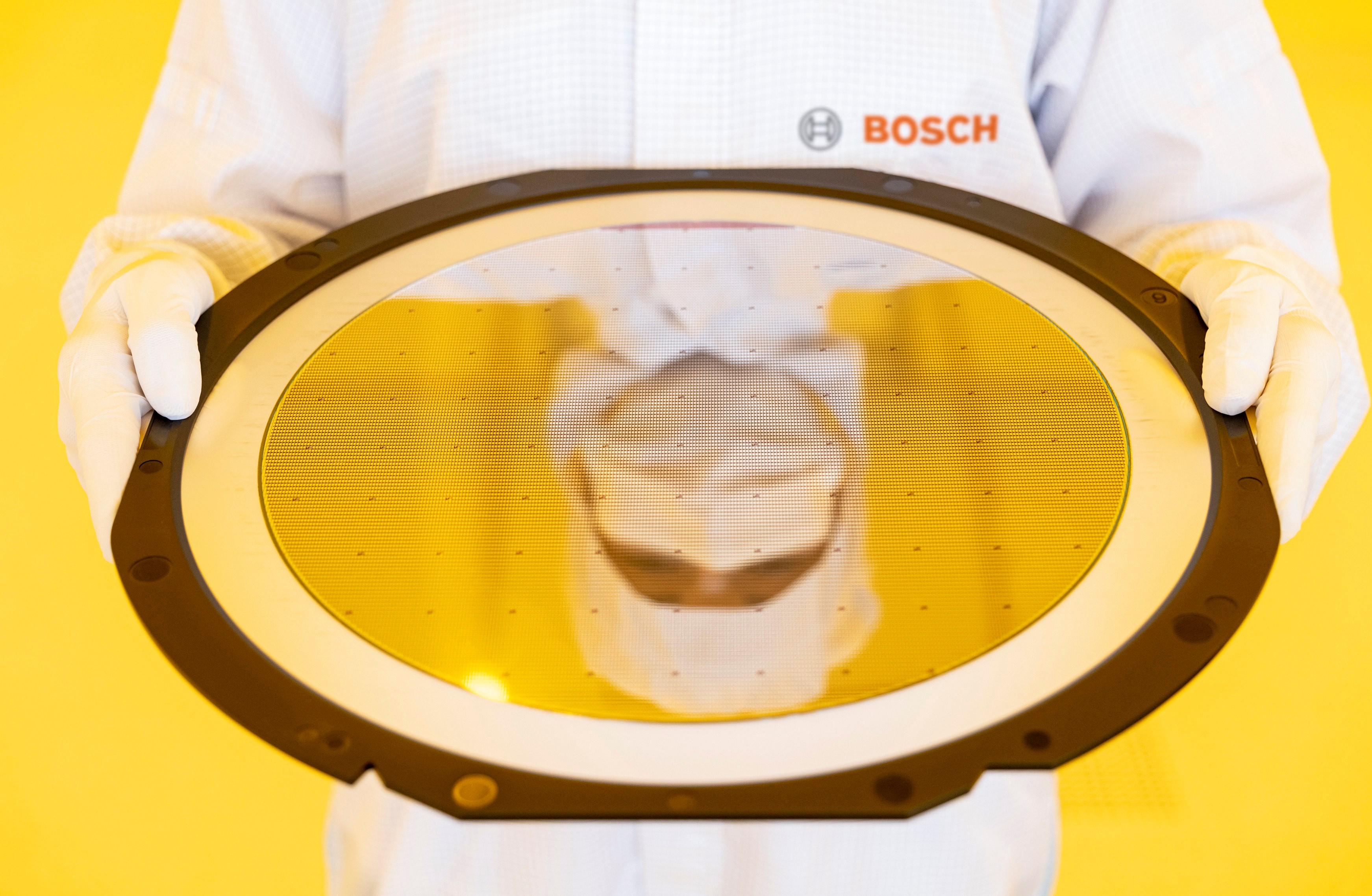 Bosch inaugura fábrica do futuro de semicondutores em Dresden - Totalmente conectada e gerenciada por inteligência artificial