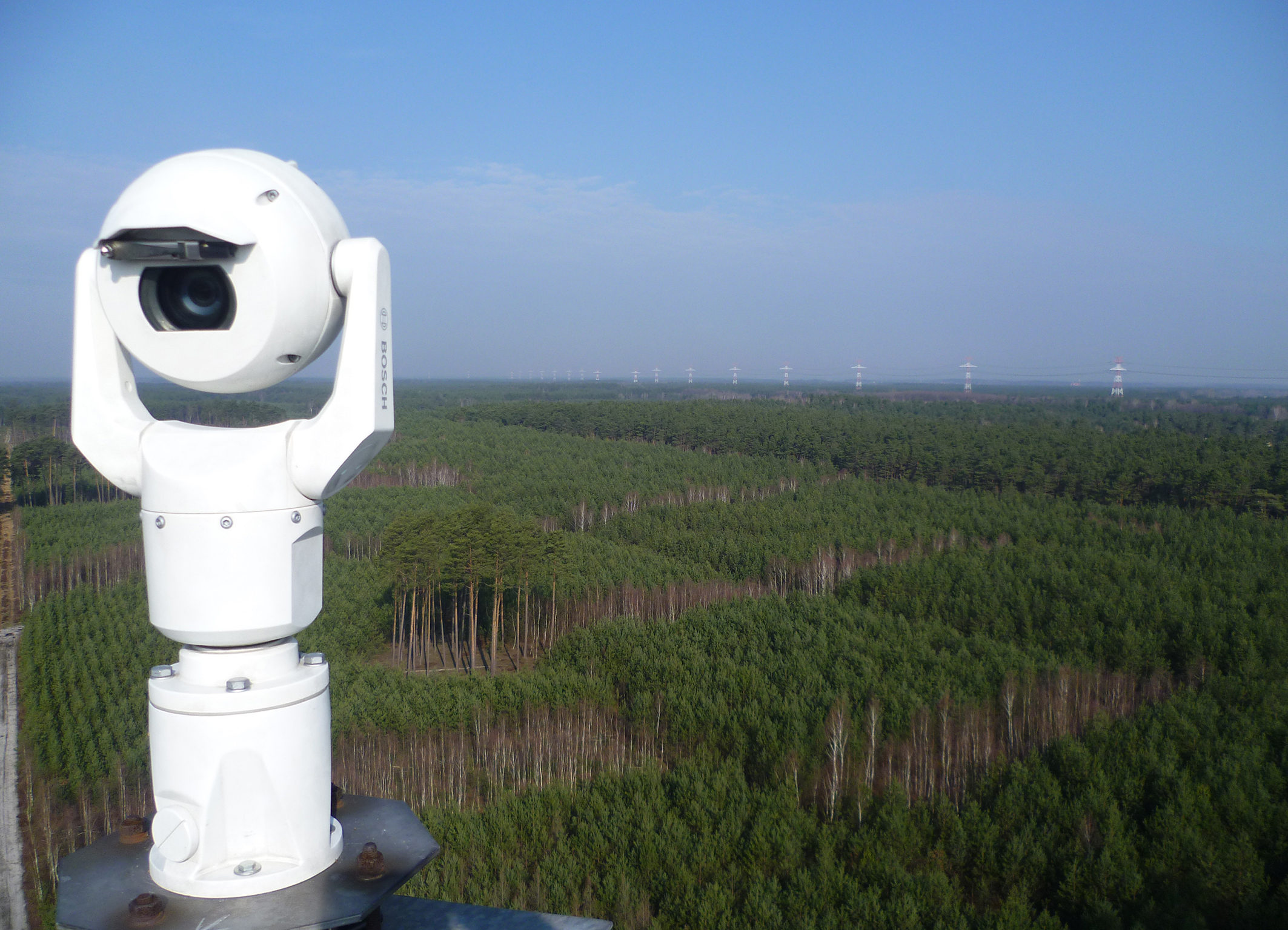 câmeras Bosch monitoram florestas de distrito polonês