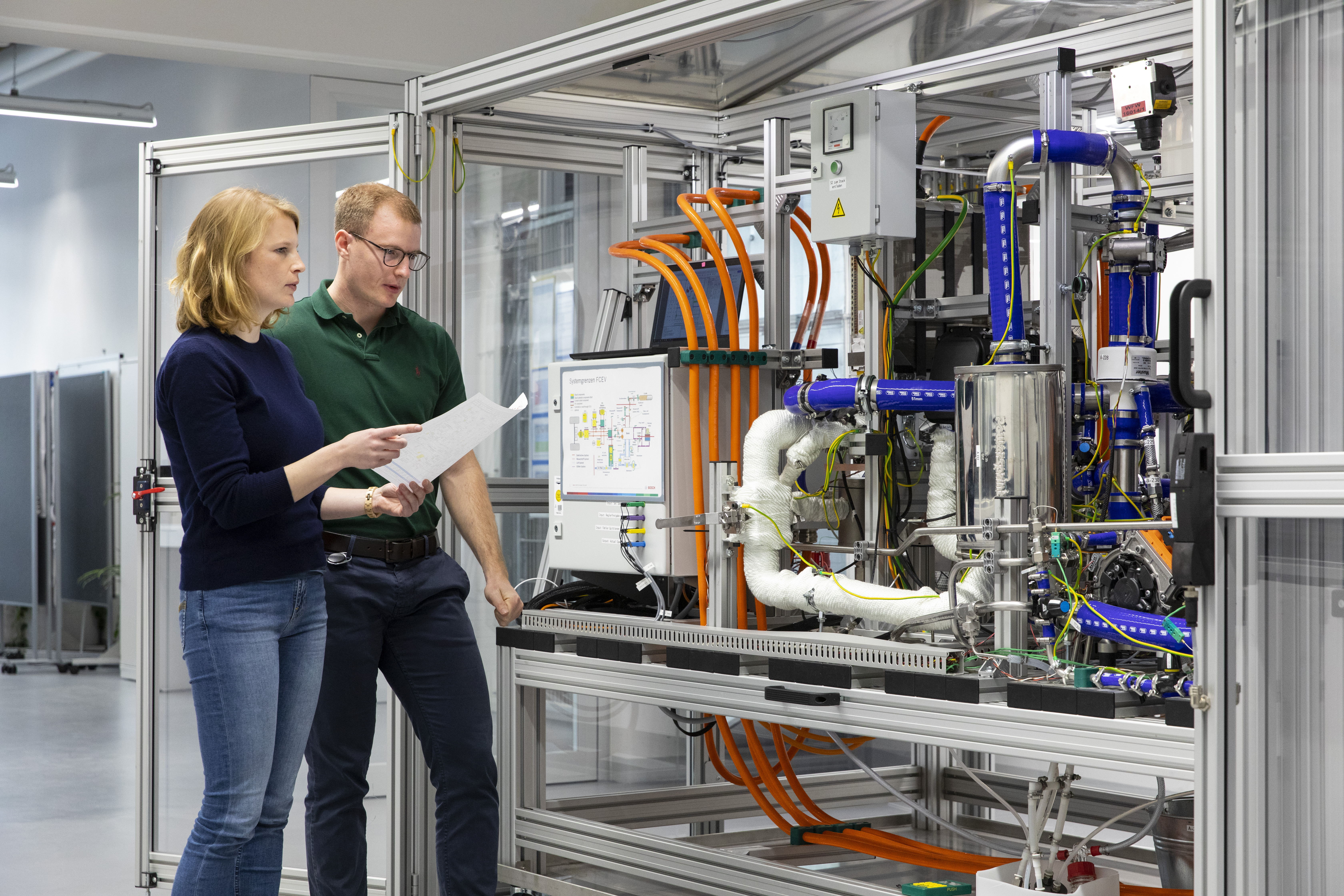 Společnost Bosch spolupracuje na velkoobjemové výrobě palivových článků pro nákladní automobily a automobily