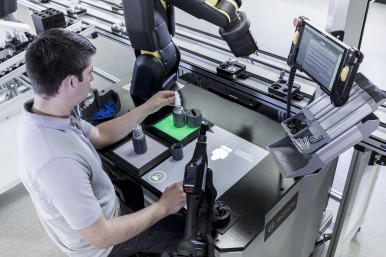 Bosch dělá z robotů kolegy