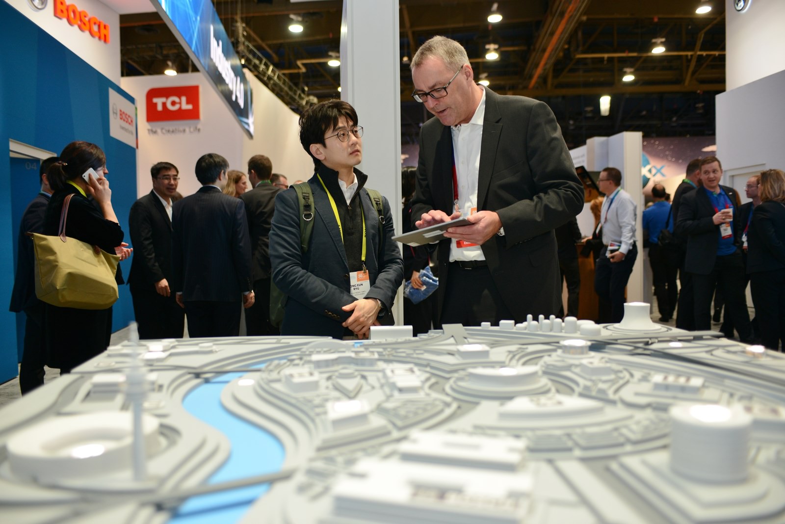 CES® 2017: l'Internet delle cose diventa personale - Bosch si focalizza sugli assistenti intelligenti