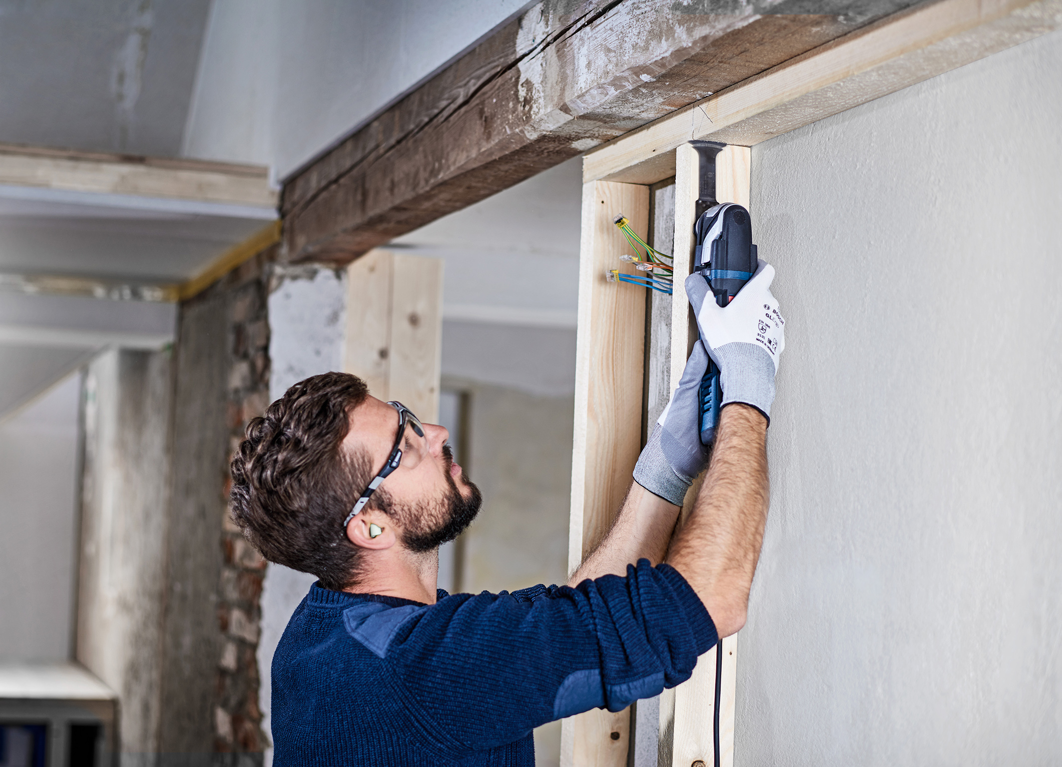 Set Accessori Bosch Per Utensile Multifunzione - 4 Pezzi Starlock: Lama Legno, Foro Faretti, Disco Diamantato, Lama Metallo