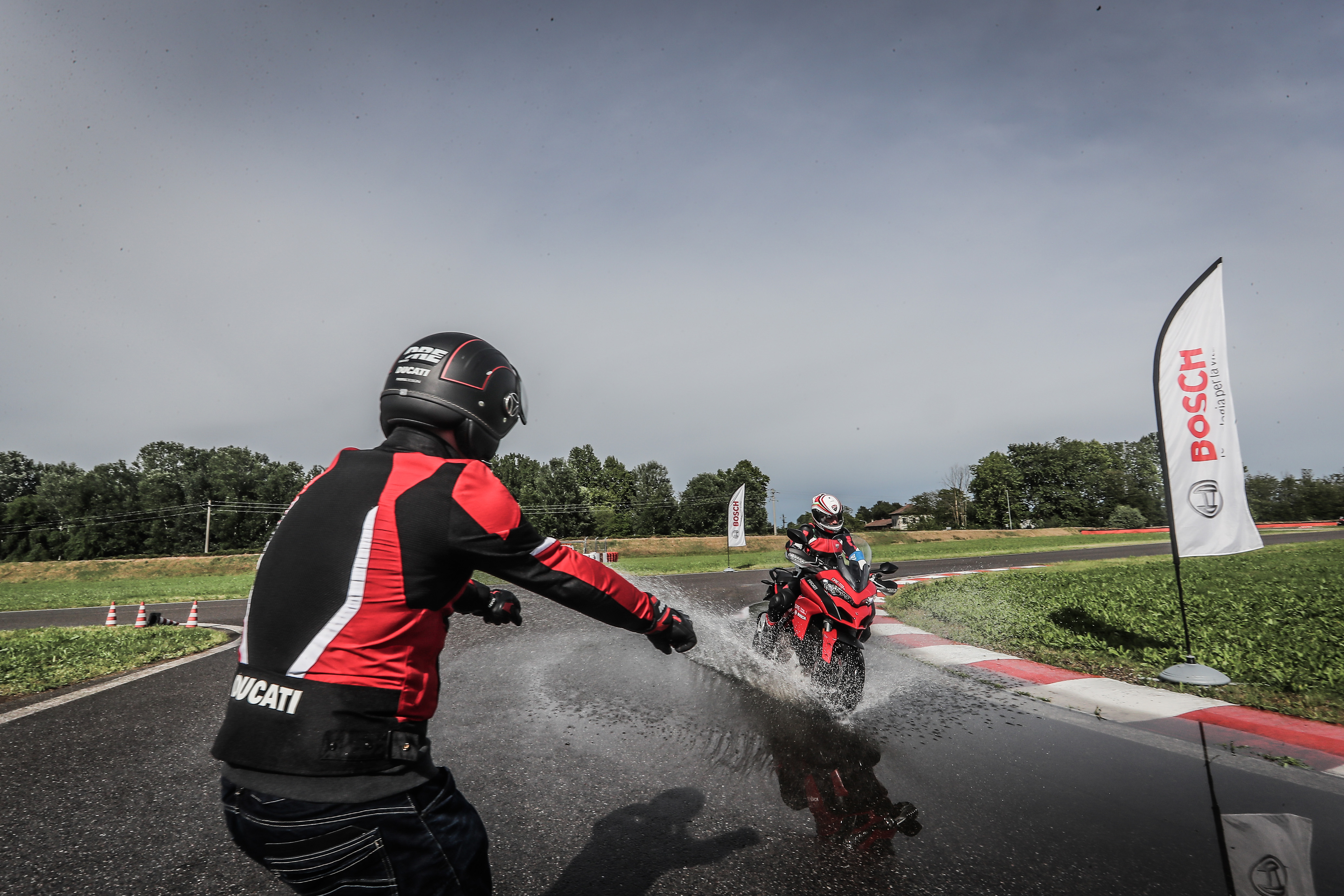 Bosch e Ducati: la partnership all’insegna della sicurezza continua anche al World Ducati Week (WDW) 2018