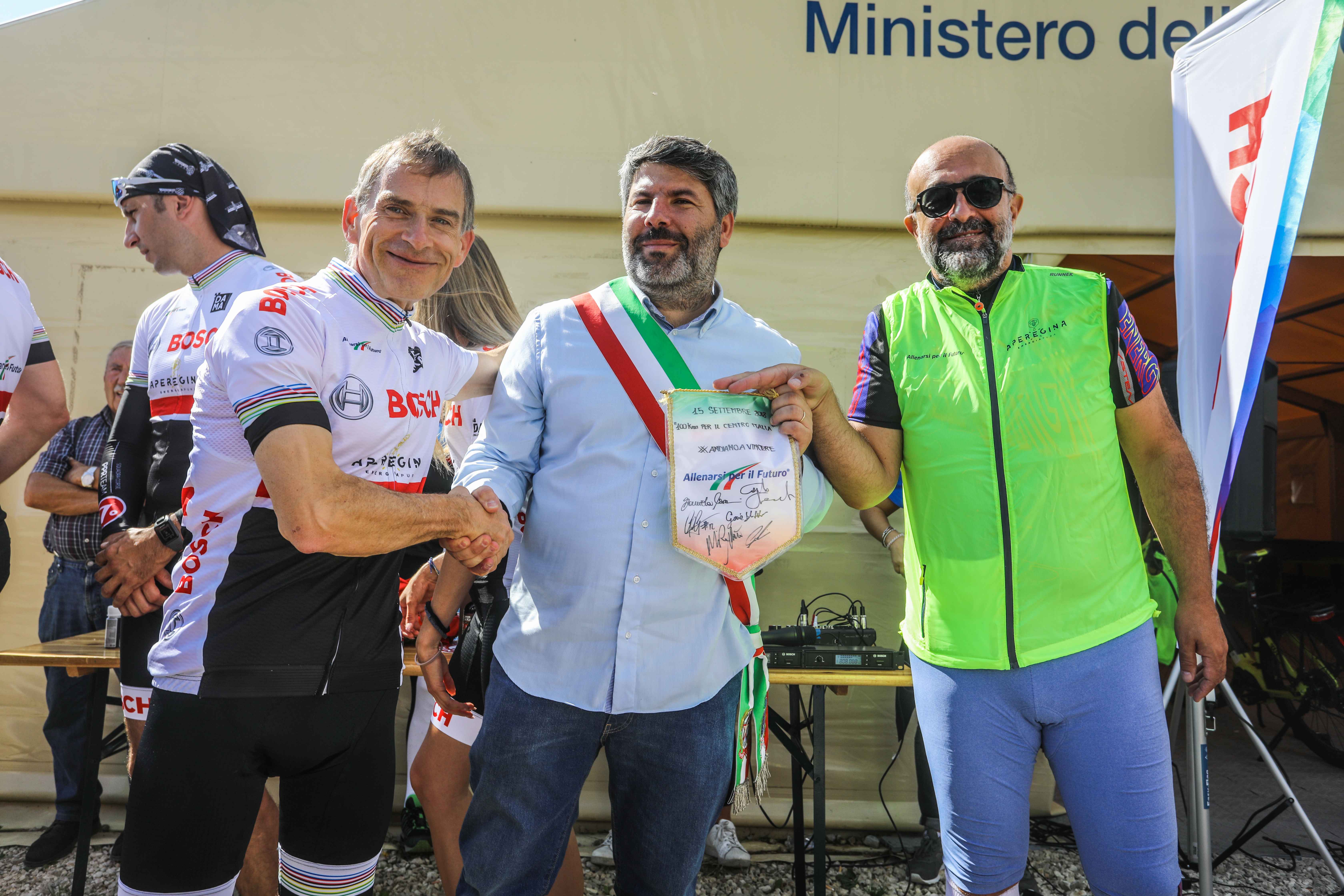 Bosch torna nelle zone terremotate: in eBike per riscoprire il territorio