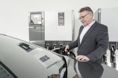 Bosch-directie rijdt op volledig hernieuwbare diesel