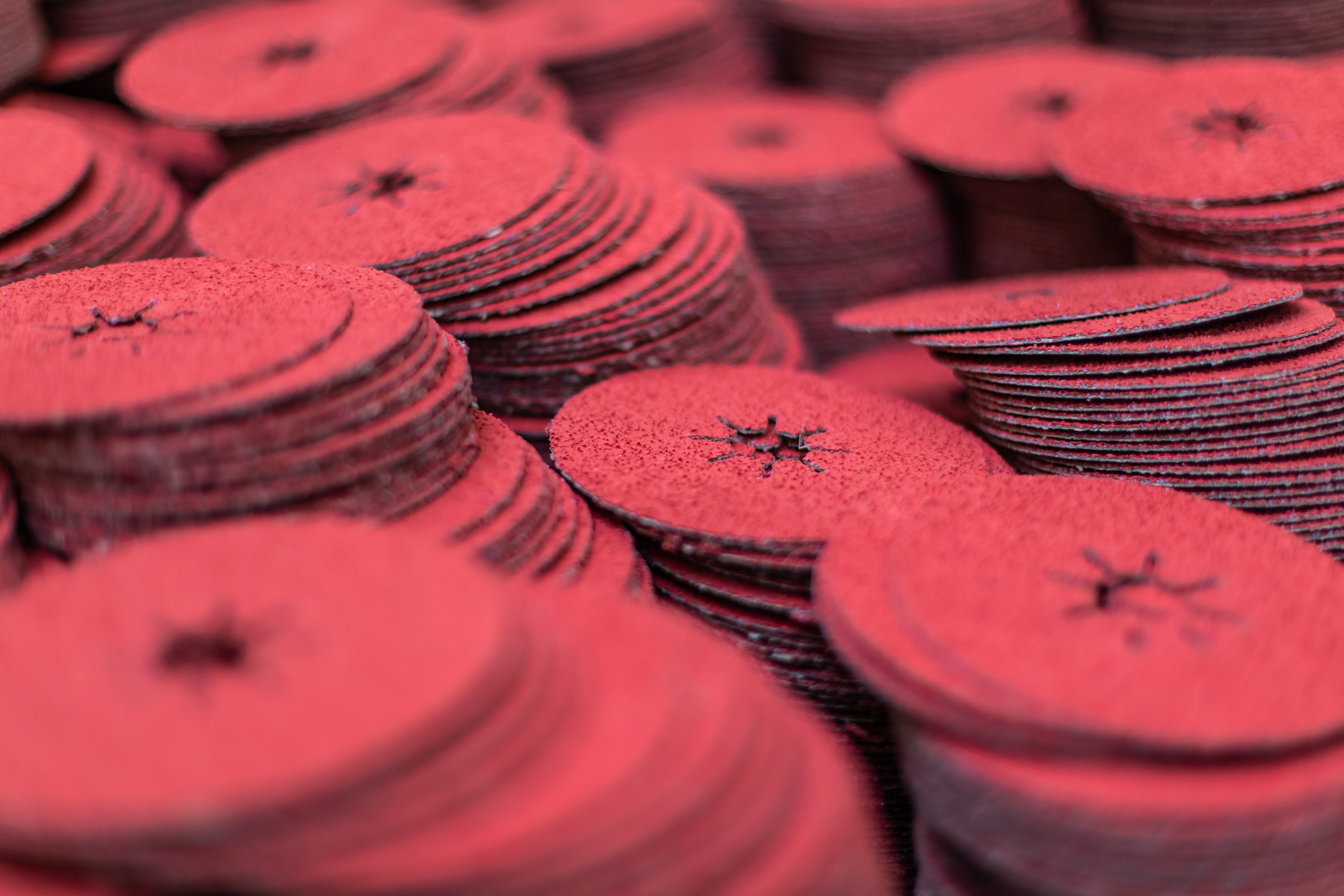 Spółka sia Abrasives umacnia swoją obecność  w Goleniowie i tworzy dział badawczo-rozwojowy