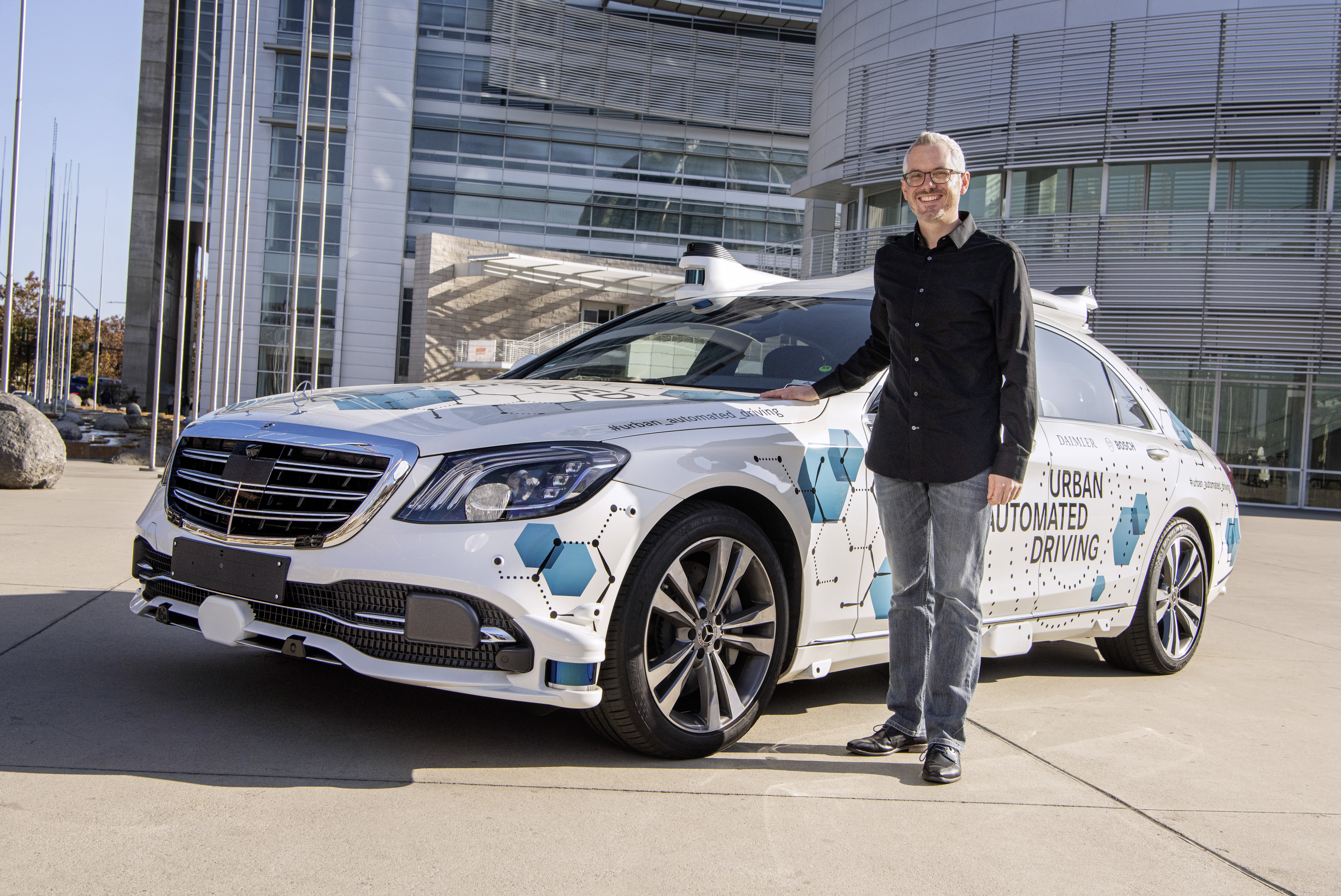 Automated driving in city traffic