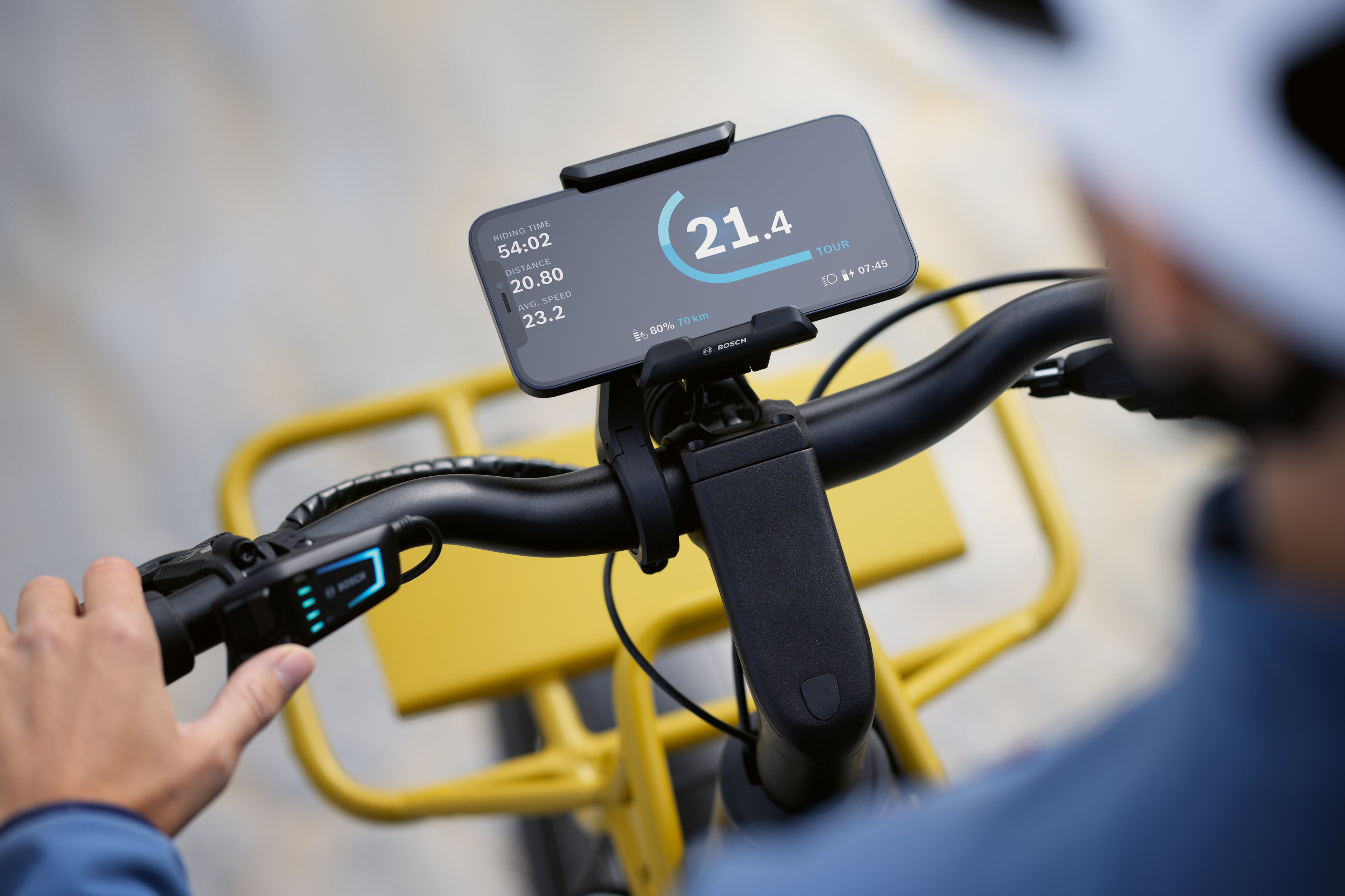 The eBike Flow app and the SmartphoneGrip open up a new eBike experience: The smartphone becomes the connected control centre on the handlebar, bringing everyday digital life to the eBike.