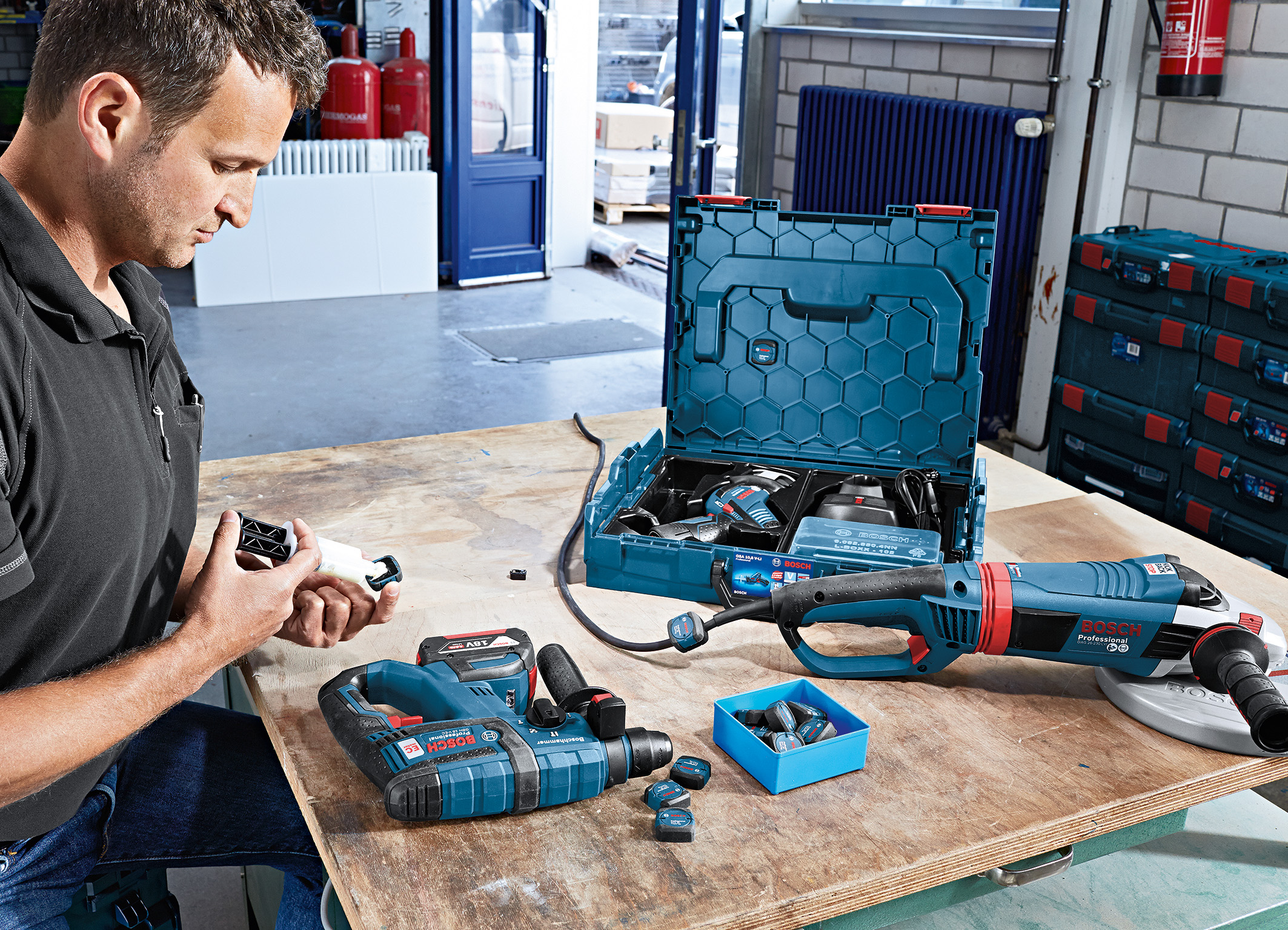 Trackmytools By Bosch For Professionals Bosch Media Service