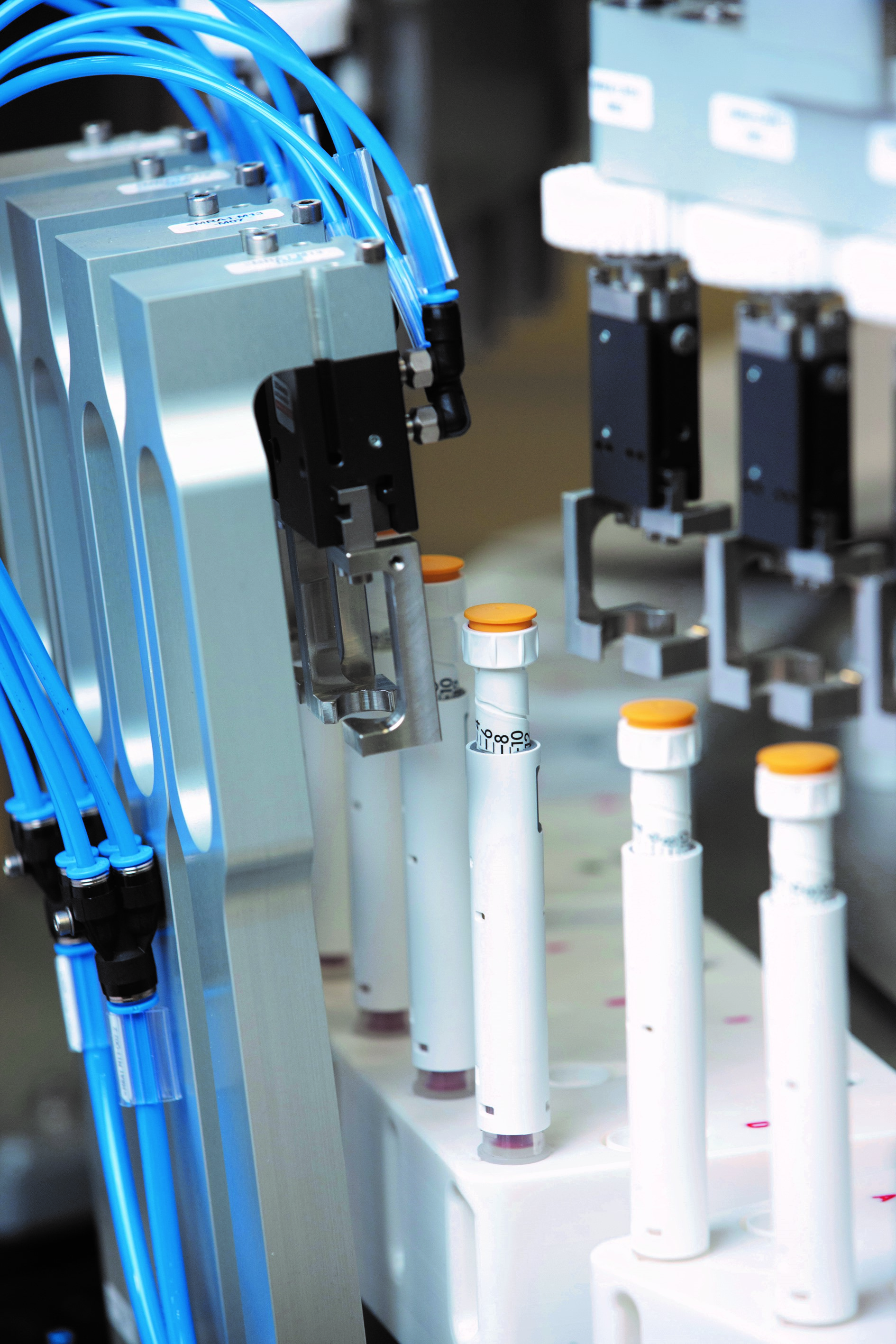Fully automated assembly of up to 70 insulin pens per minute - Bosch
