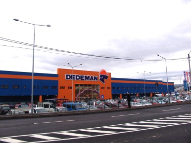 Clădirile Dedeman sunt echipate cu sisteme de securitate Bosch