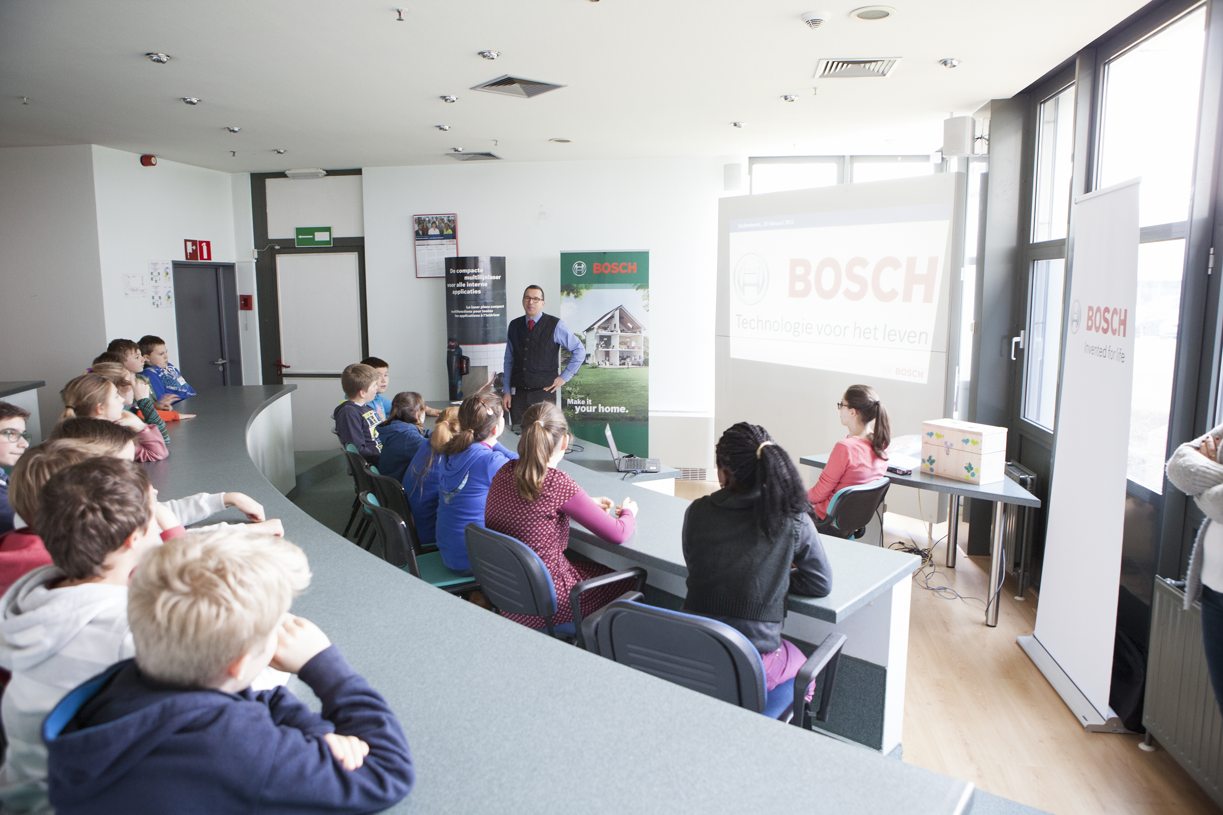 Elementary school Ak’Cent from Bever meets Bosch