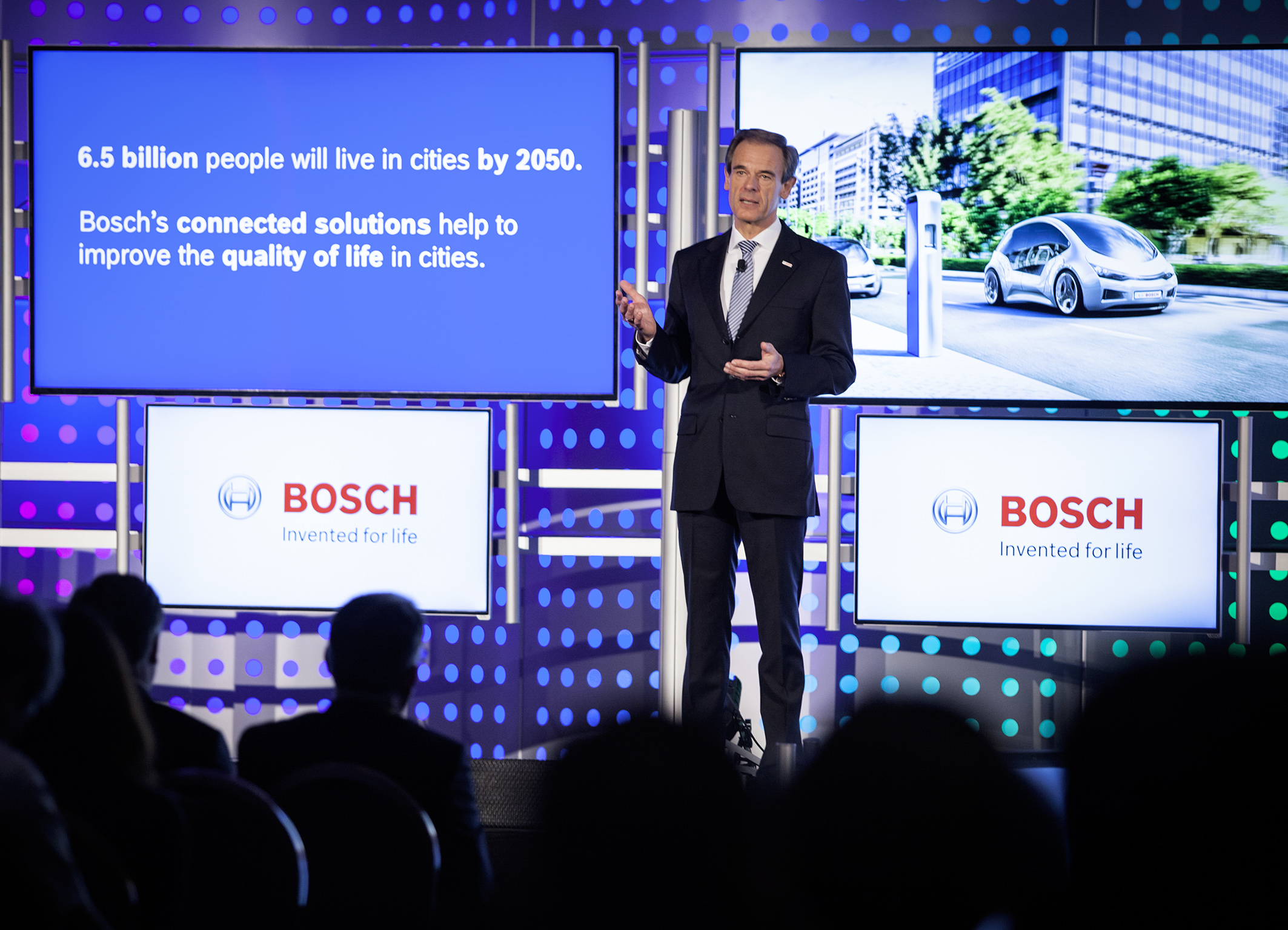 La voiture est votre assistant personnel :  Bosch « Simply.Connected » ou la connectivité intelligente. 