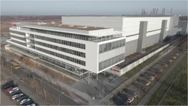 TV-Footage Bosch Halbleiterwerk in Dresden, Drohnenaufnahmen