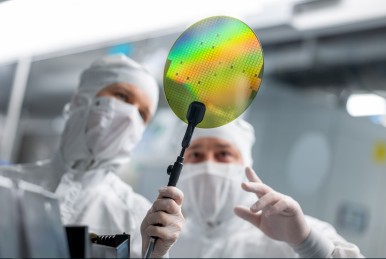 Un passo in avanti nell'efficienza dei semiconduttori: Bosch presenta la terza g ...