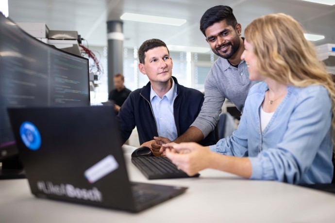 Automated driving: acquisition gives boost to Bosch engineering work on SAE Level 4 solutions