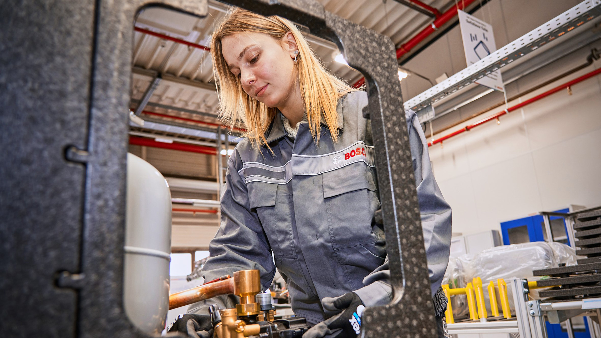 Manufacturing of heat pumps in Eibelshausen in Germany