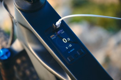 More power, more Uphill Flow: Performance Line CX is increasing in strength 