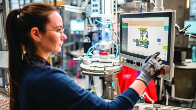 Electromobility growth market: Bosch wins major order from Mercedes-Benz